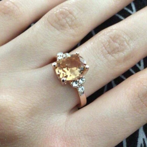 18K Gold Filled Morganite Oval Halo Ring - Size 8 - Picture 1 of 4